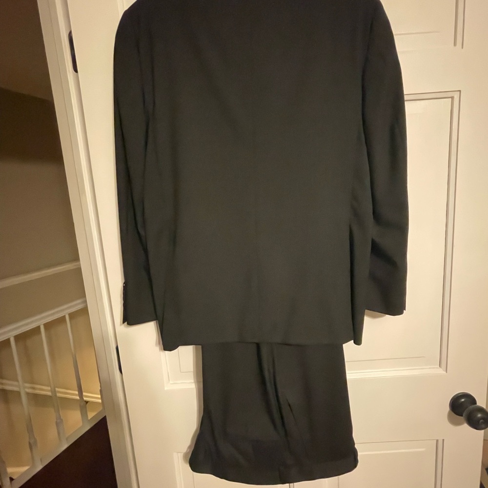 2 piece suit in great condition! - Picture 2 of 4